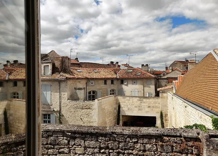 Maison De La Marbrerie * Angouleme
