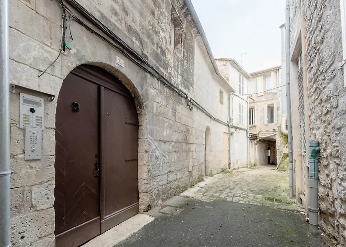 Apartment Maison De La Marbrerie